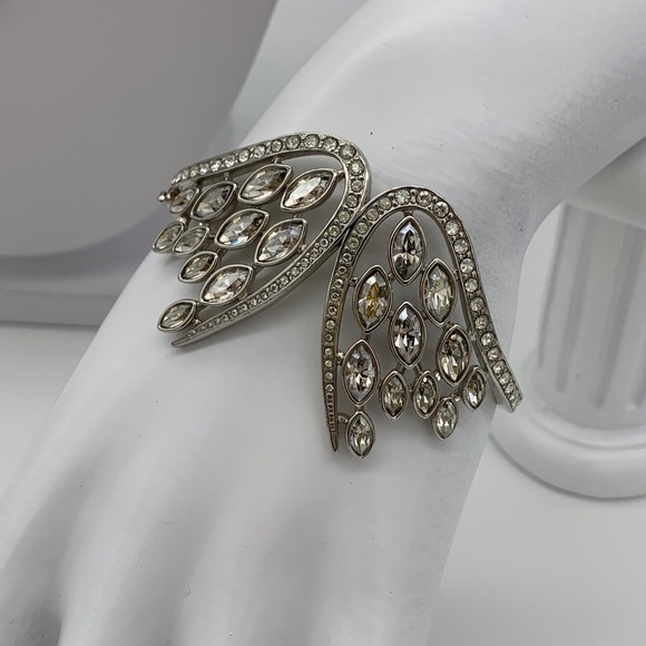 Atelier Swarovski Swift Necklace and Bracelet - Picture 4 of 11